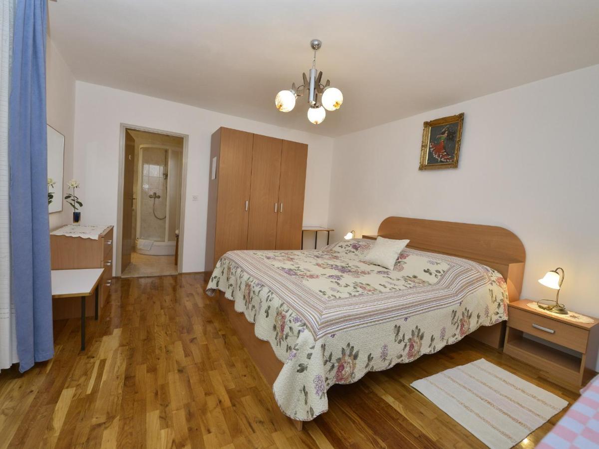 Sobe Ana Finida Hotell Poreč Exteriör bild